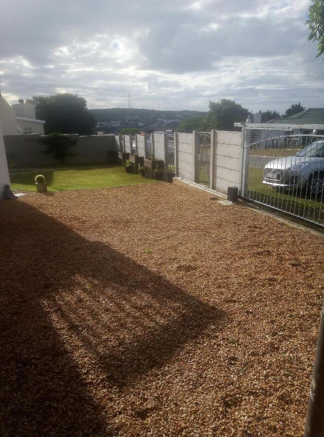 Chilli Moon B&B Stilbaai Exterior foto